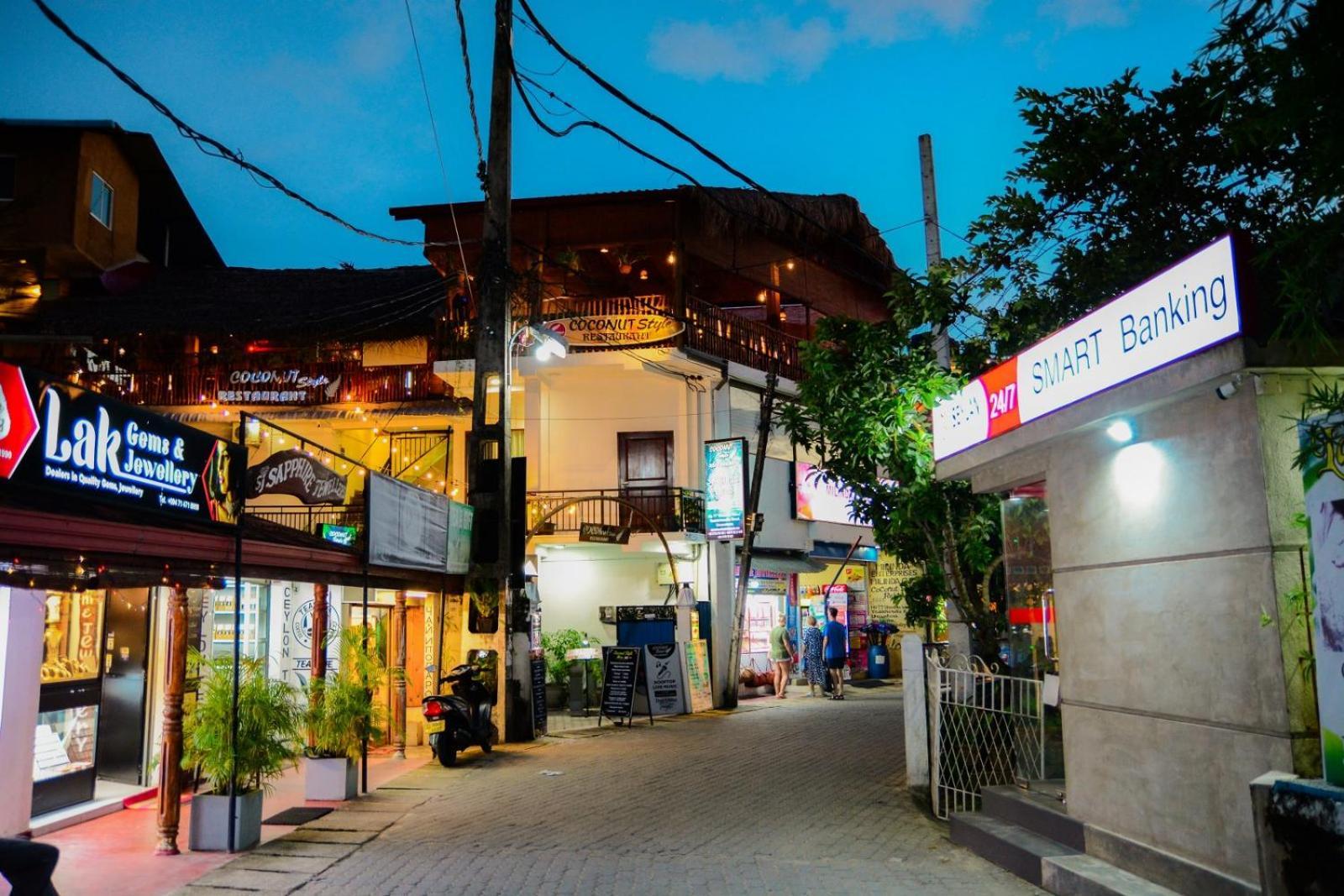 Coconut Style Restaurant & Milinda Guest Hotel Unawatuna Luaran gambar